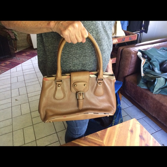 New Authentic Burberry Brown Purse with dustbag - Picture 7 of 8